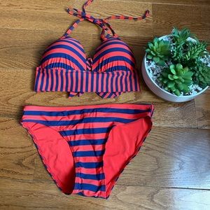 Matching bikini top & bottom